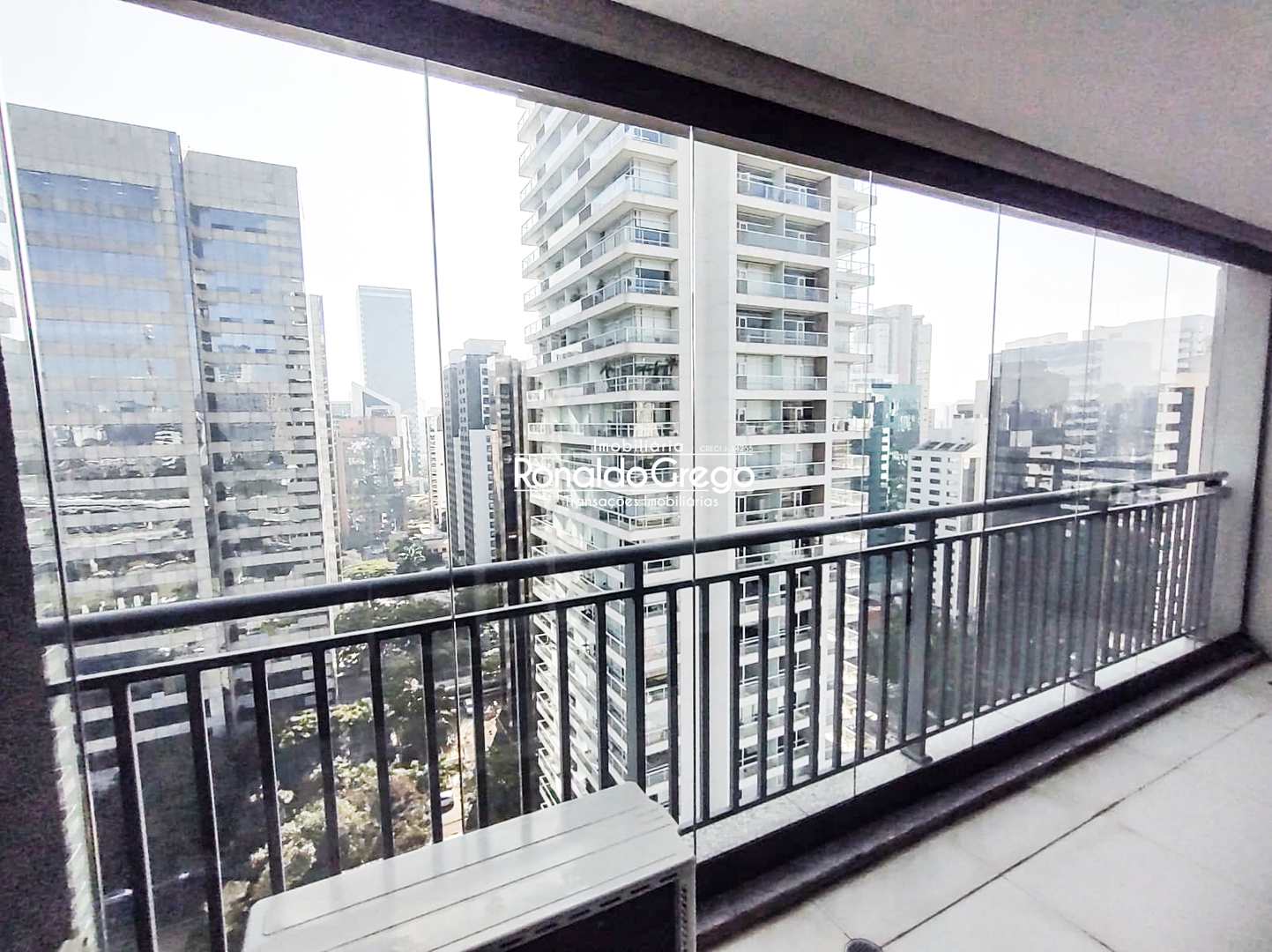 Apartamento para alugar com 1 quarto, 62m² - Foto 12