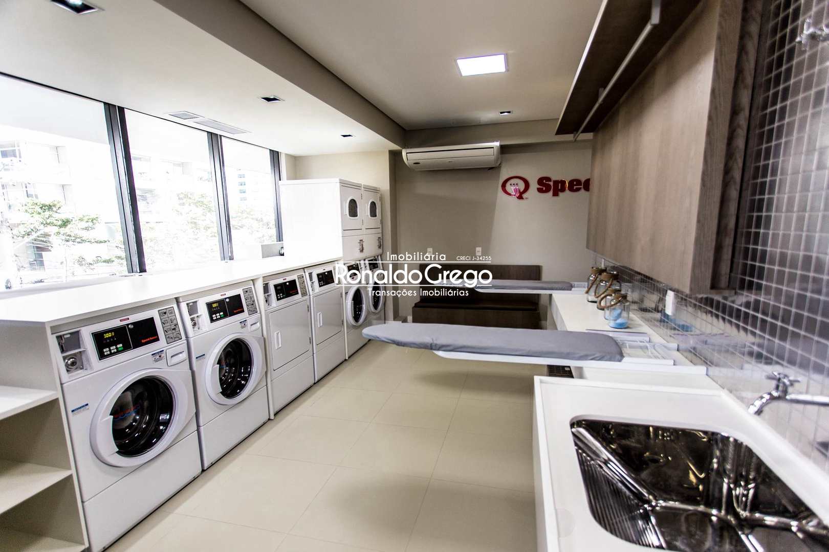 Apartamento para alugar com 1 quarto, 62m² - Foto 34