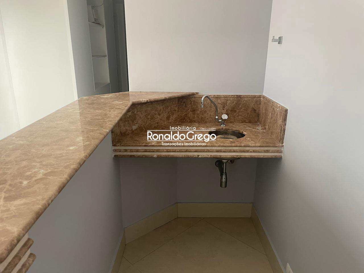 Cobertura à venda e aluguel com 4 quartos, 294m² - Foto 35
