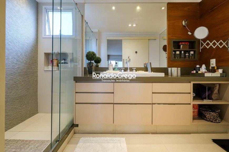 Apartamento à venda com 3 quartos, 210m² - Foto 13