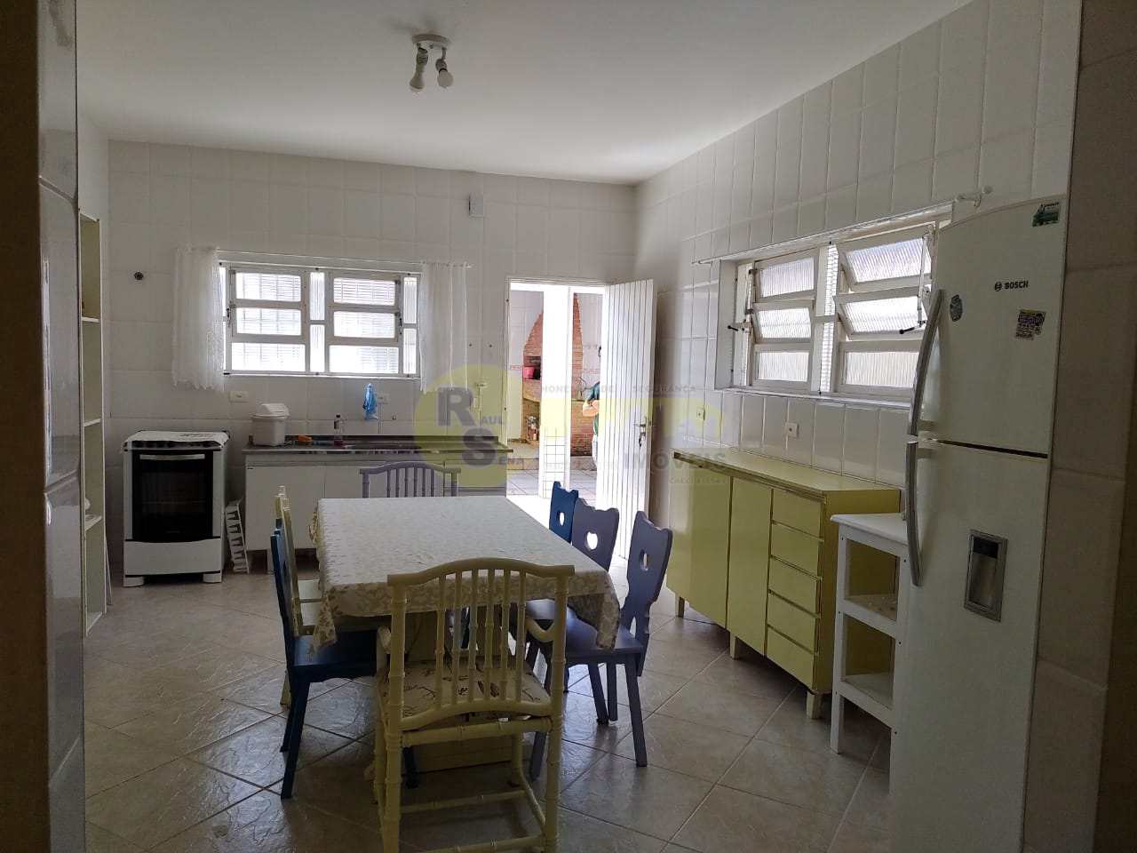 Casa à venda com 3 quartos, 250m² - Foto 7