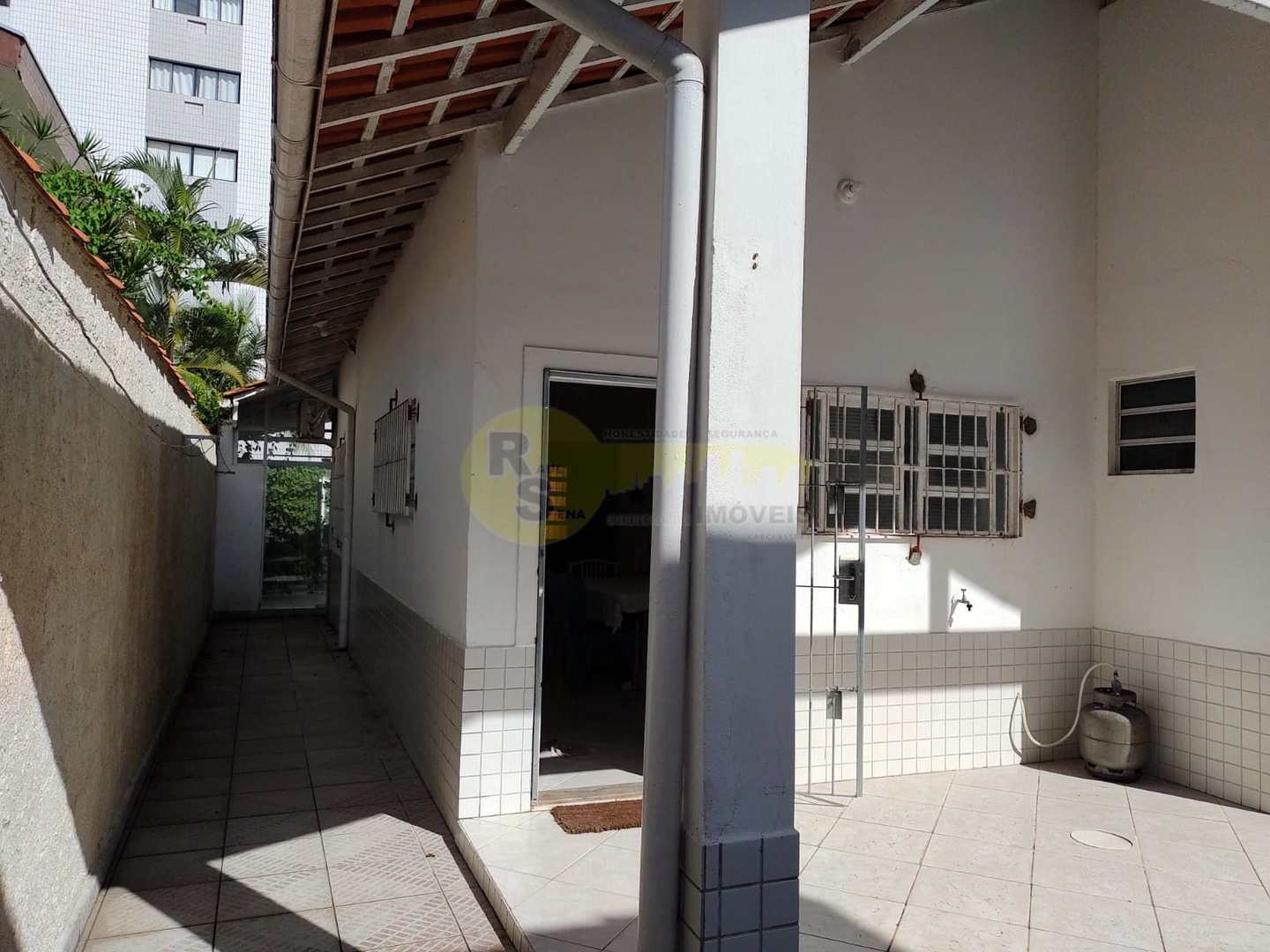 Casa à venda com 3 quartos, 250m² - Foto 38