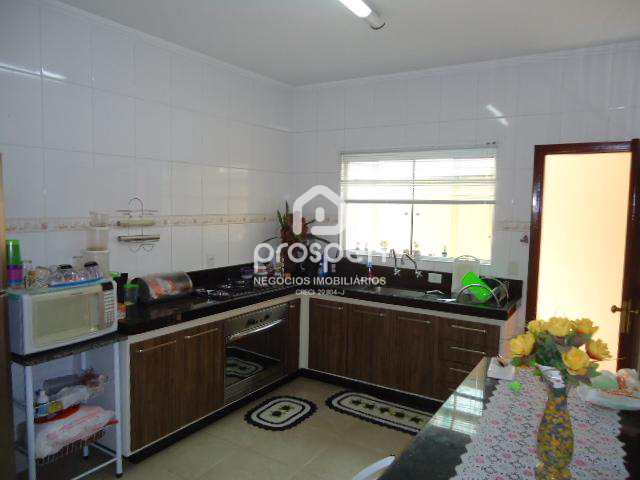 Casa à venda com 3 quartos, 125m² - Foto 23