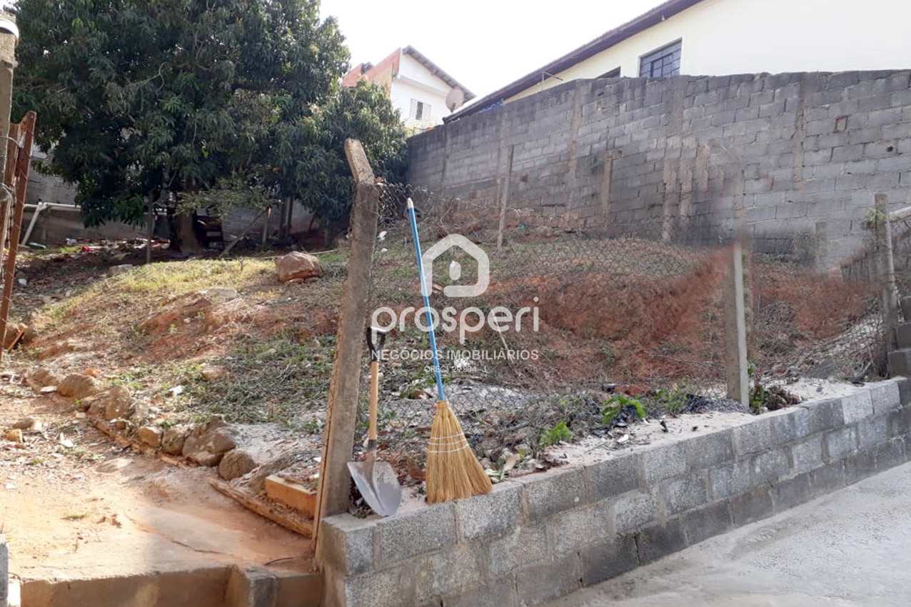 Terreno à venda, 250m² - Foto 1