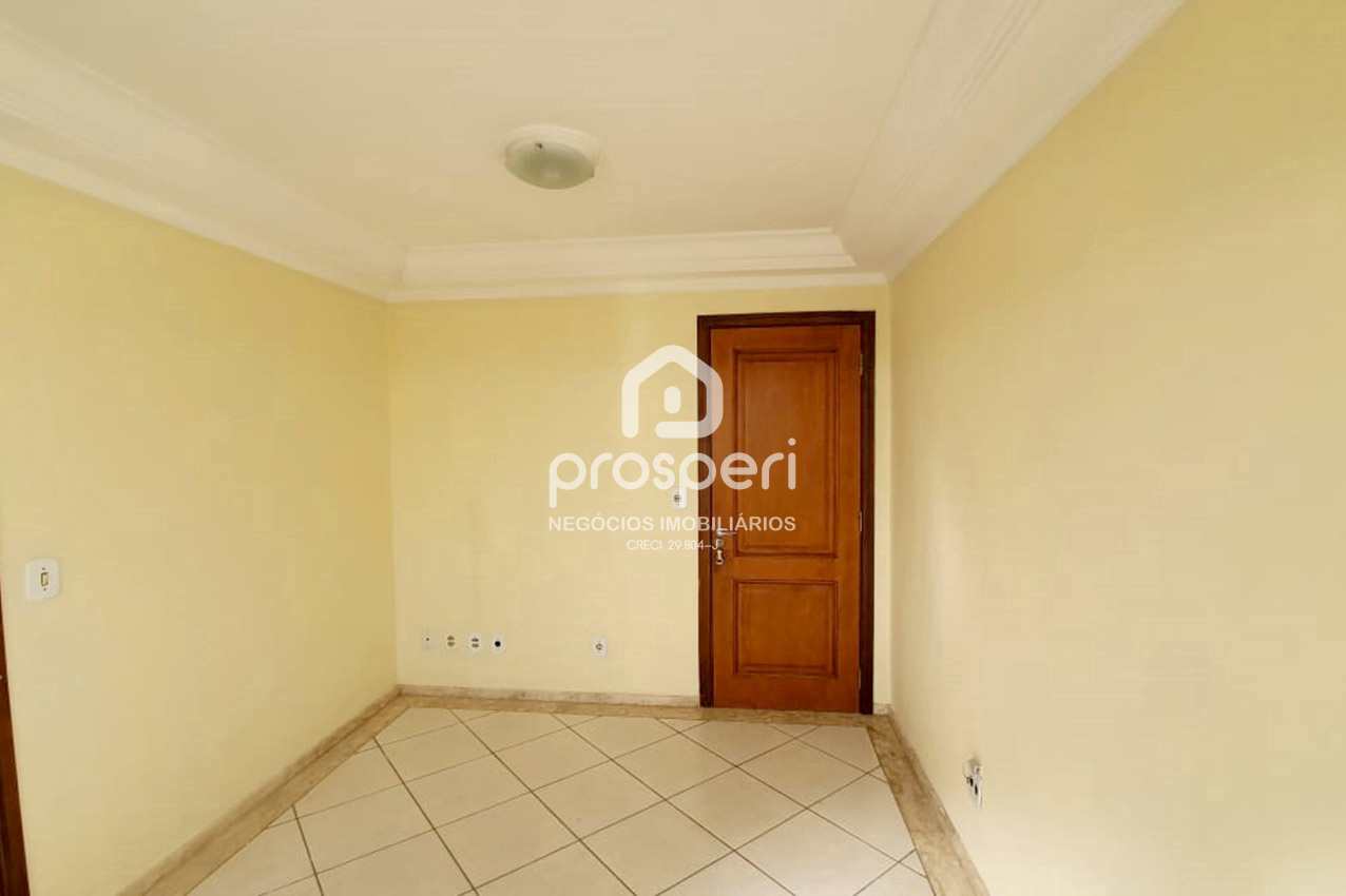 Apartamento à venda com 2 quartos, 64m² - Foto 2