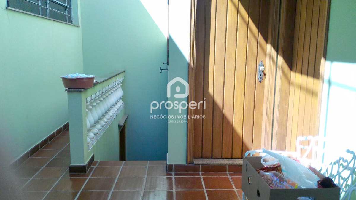 Casa à venda com 3 quartos, 217m² - Foto 13