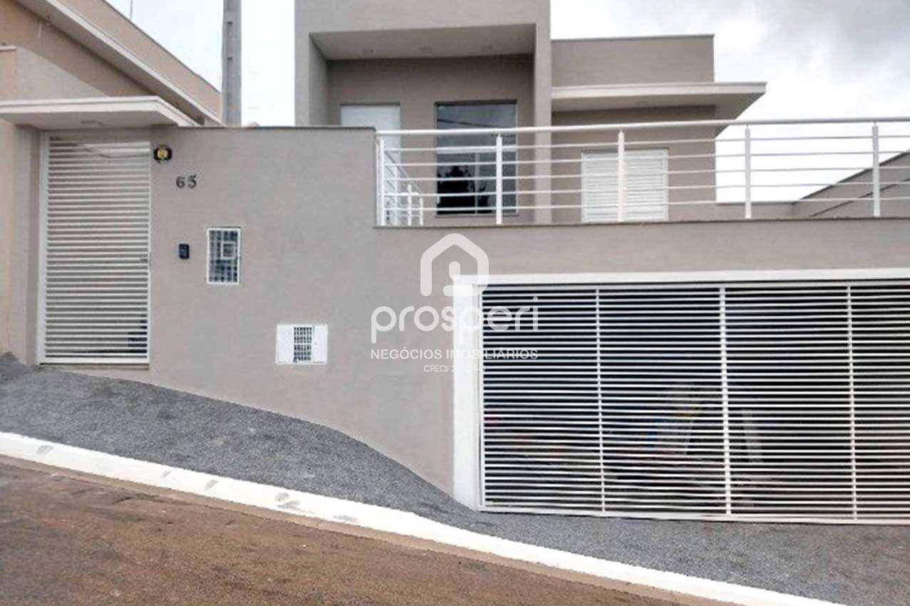 Casa à venda com 3 quartos, 250m² - Foto 1