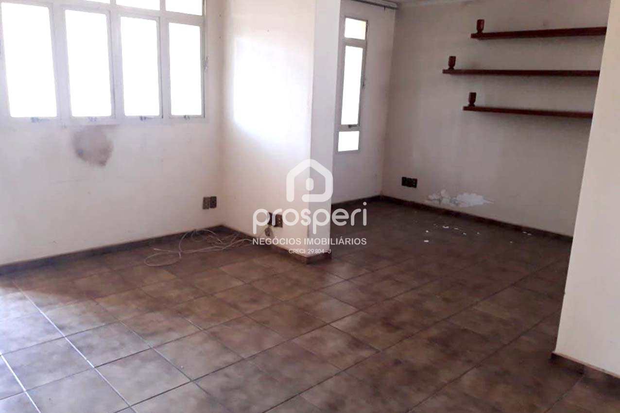 Casa à venda com 3 quartos, 293m² - Foto 2