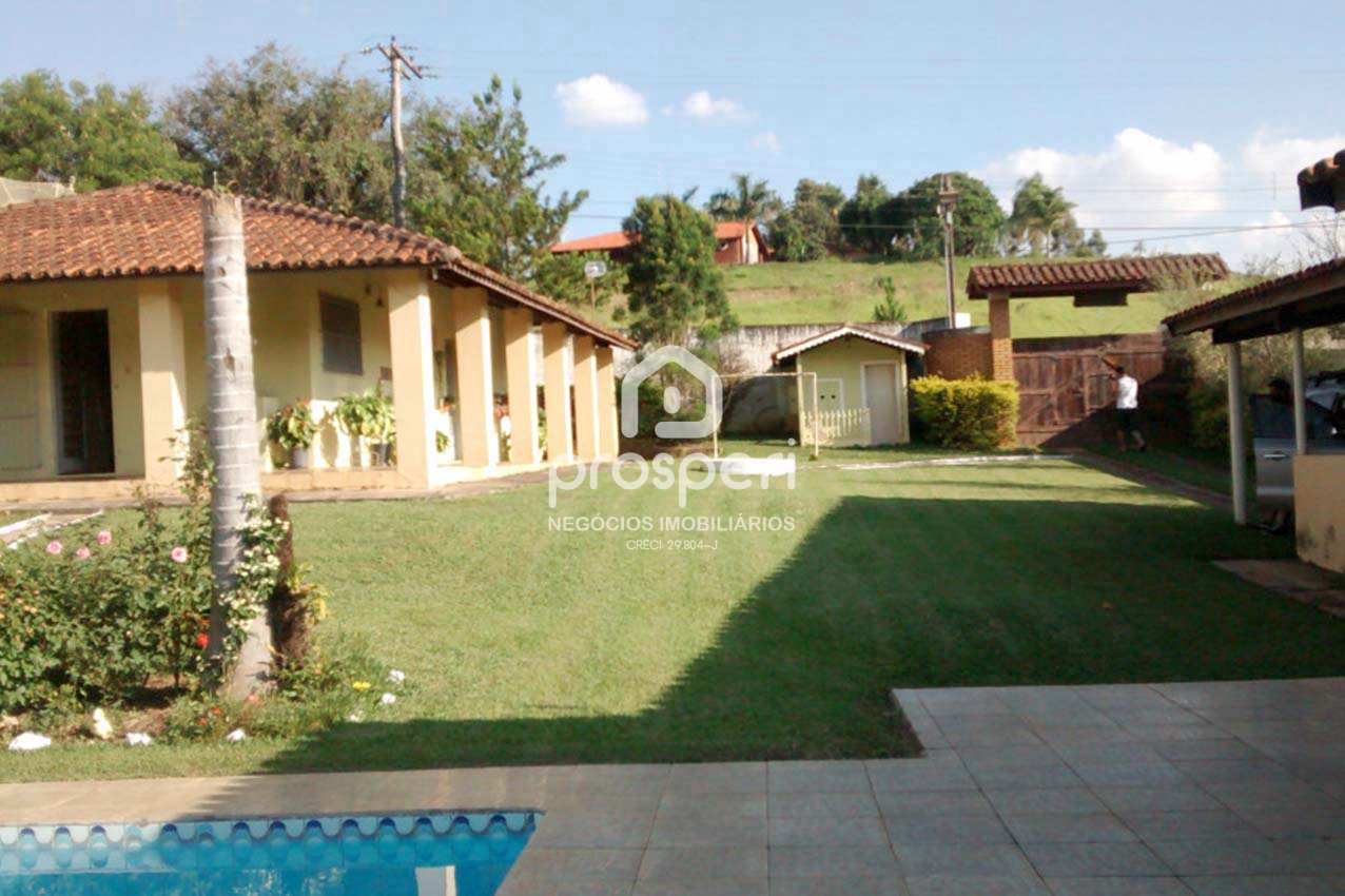 Fazenda à venda com 4 quartos, 2097m² - Foto 1