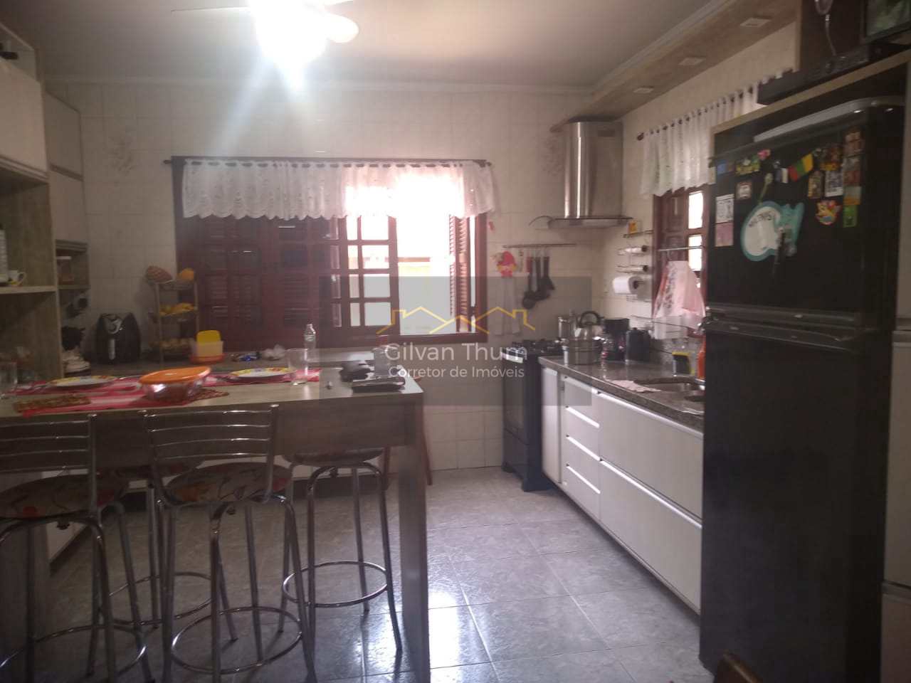 Casa à venda com 2 quartos, 140m² - Foto 13