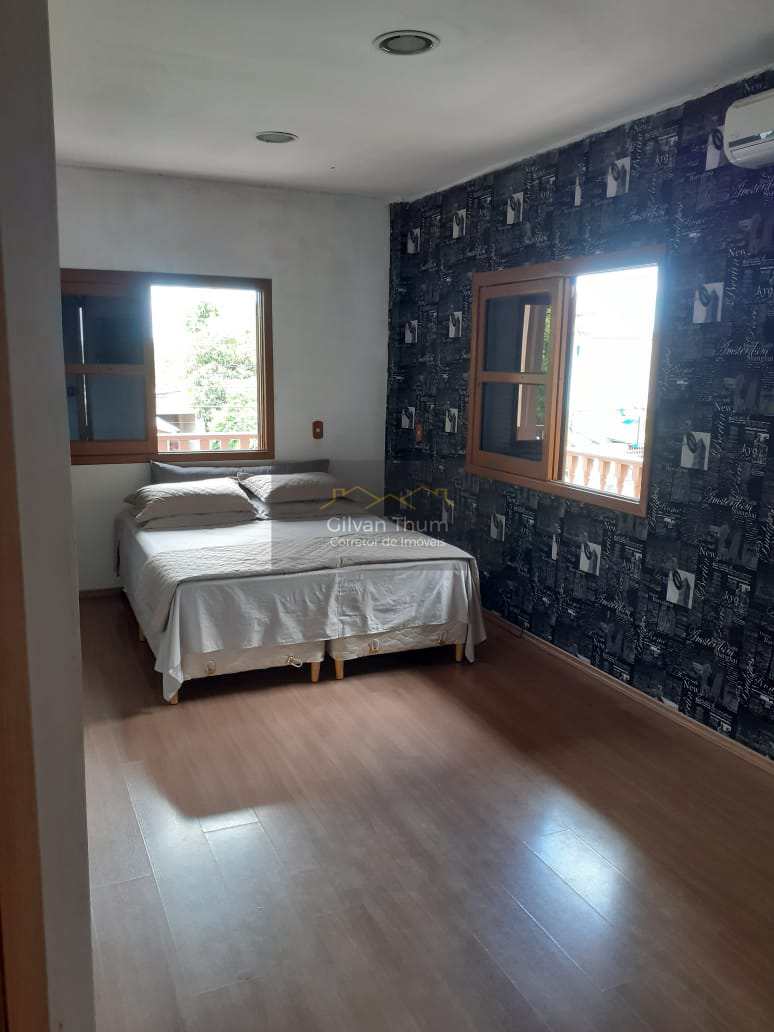 Casa à venda com 3 quartos, 215m² - Foto 22