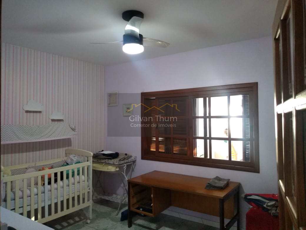 Casa à venda com 3 quartos, 210m² - Foto 10