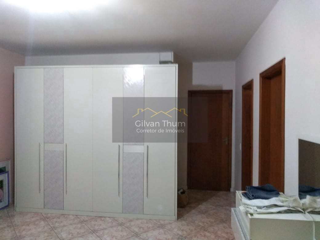 Casa à venda com 3 quartos, 210m² - Foto 18