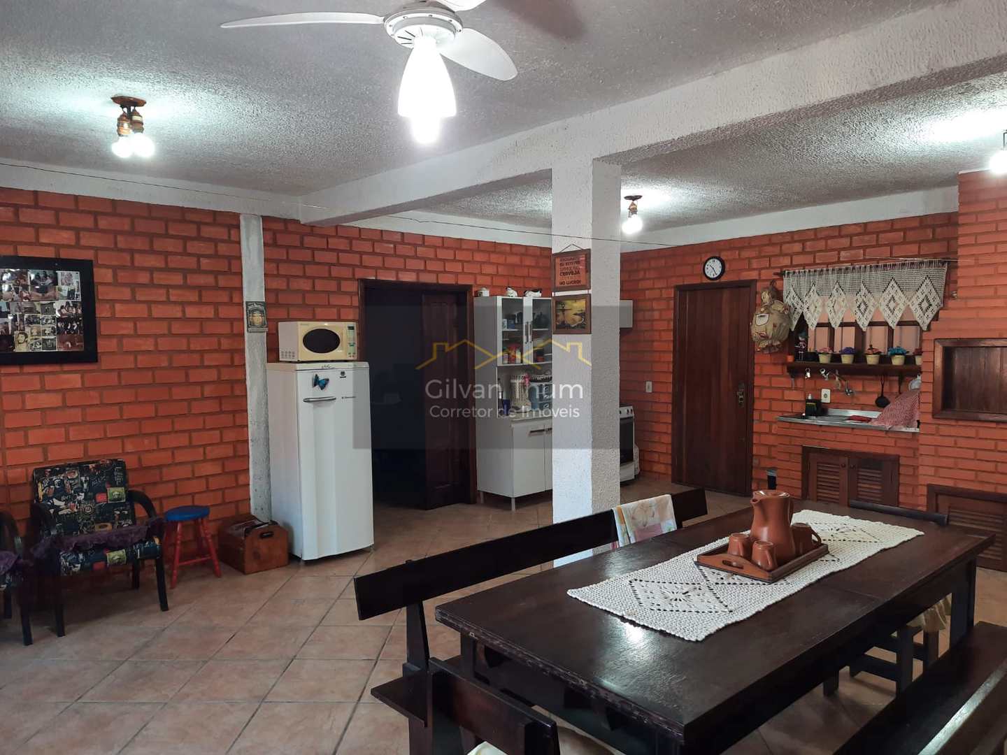 Casa à venda com 3 quartos, 200m² - Foto 37