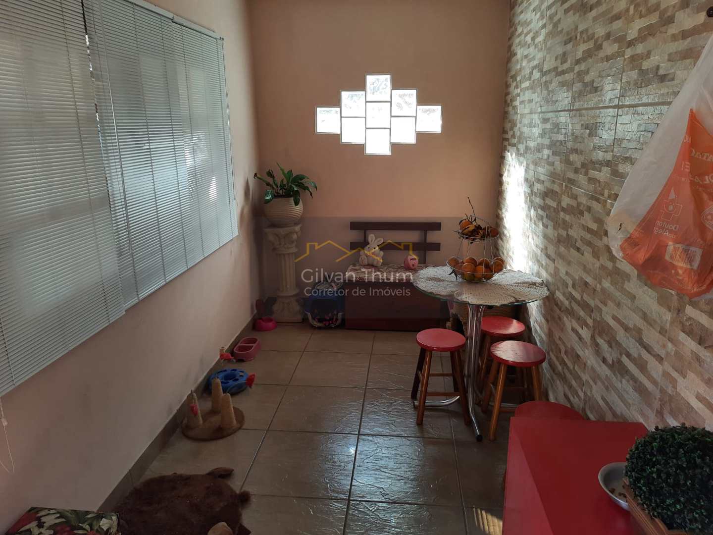 Casa à venda com 3 quartos, 200m² - Foto 4