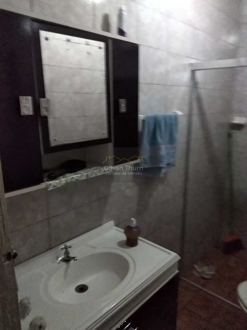 Casa à venda com 3 quartos, 60m² - Foto 12