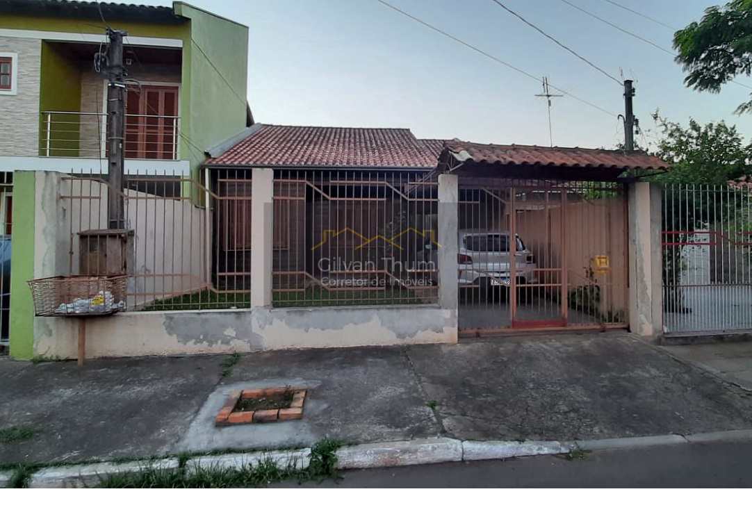 Casa à venda com 2 quartos, 130m² - Foto 2