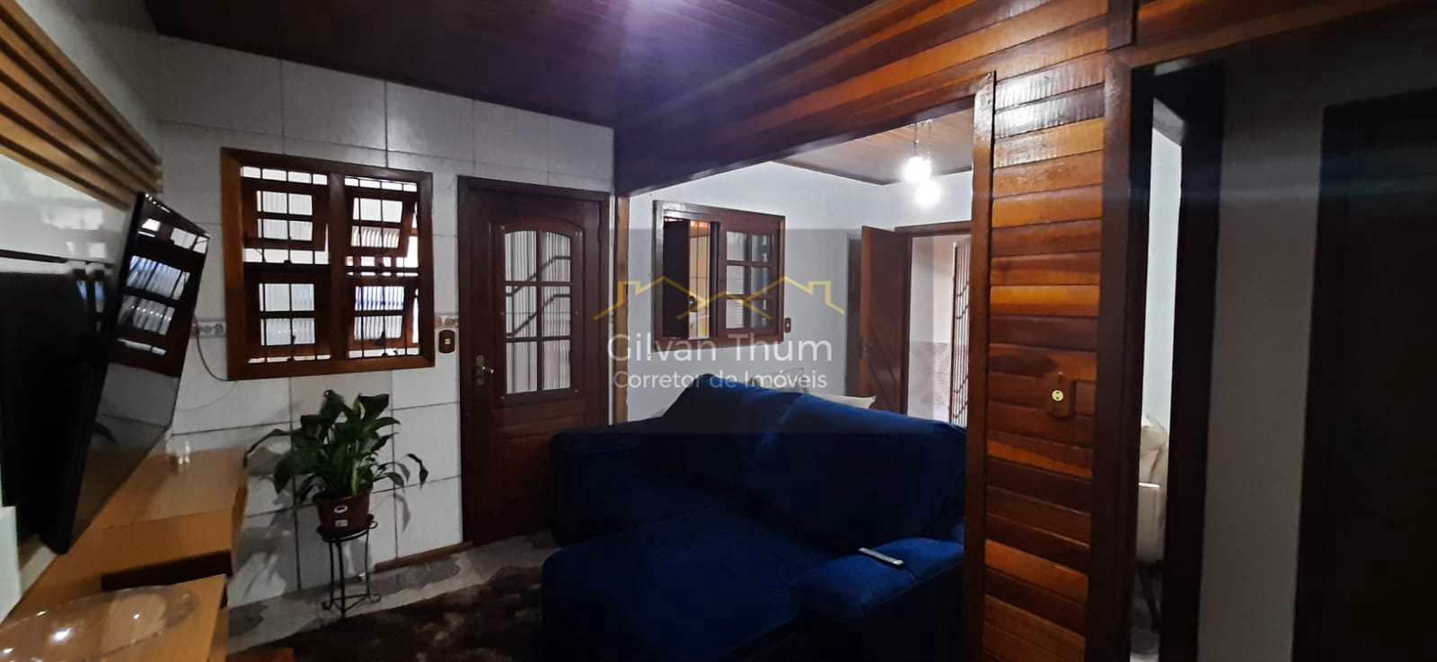 Casa à venda com 2 quartos, 130m² - Foto 1