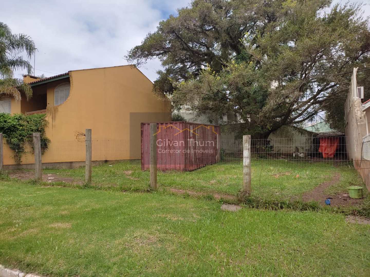 Terreno à venda, 334m² - Foto 1