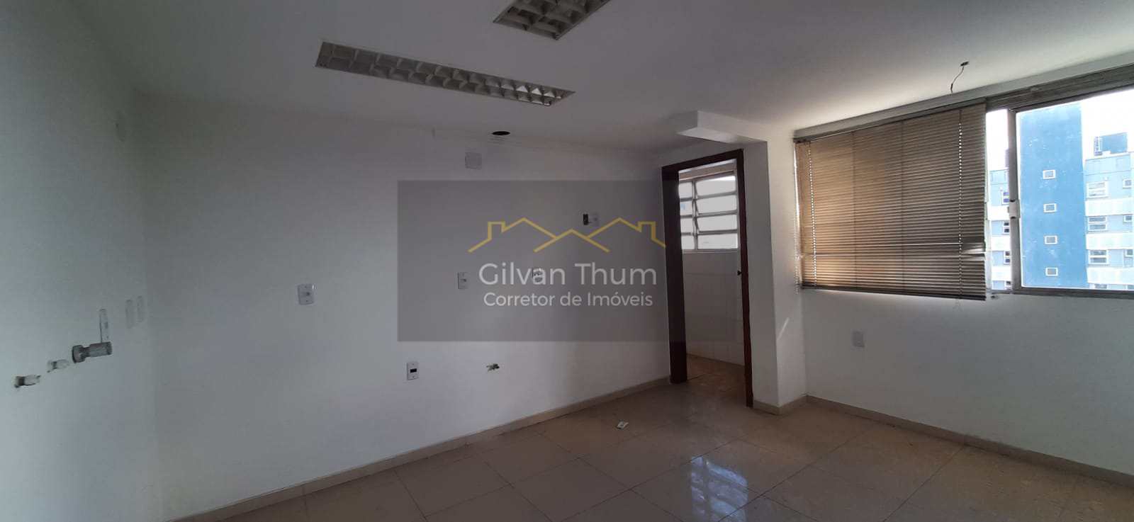 Cobertura à venda com 3 quartos, 250m² - Foto 10