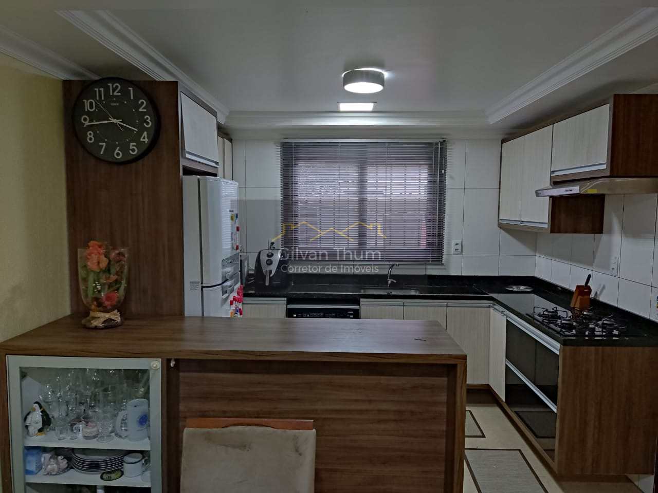 Sobrado à venda com 3 quartos, 99m² - Foto 4