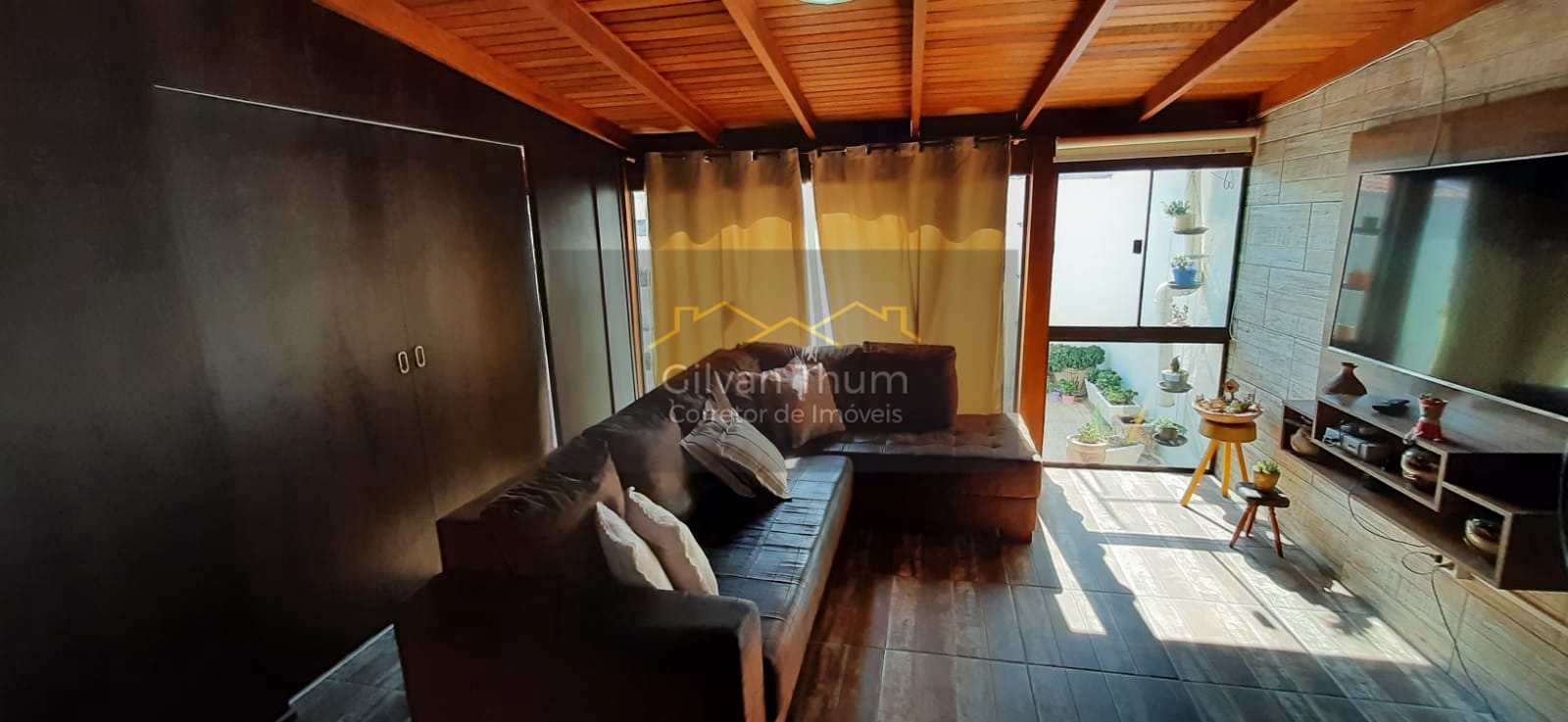 Casa à venda com 2 quartos, 81m² - Foto 2