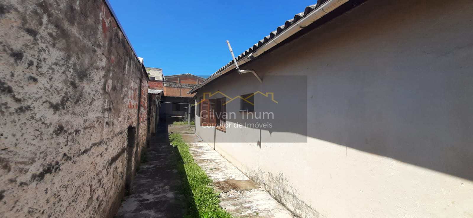 Casa à venda com 3 quartos, 90m² - Foto 26