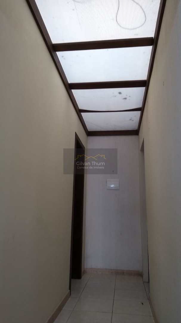 Casa à venda com 2 quartos, 160m² - Foto 11