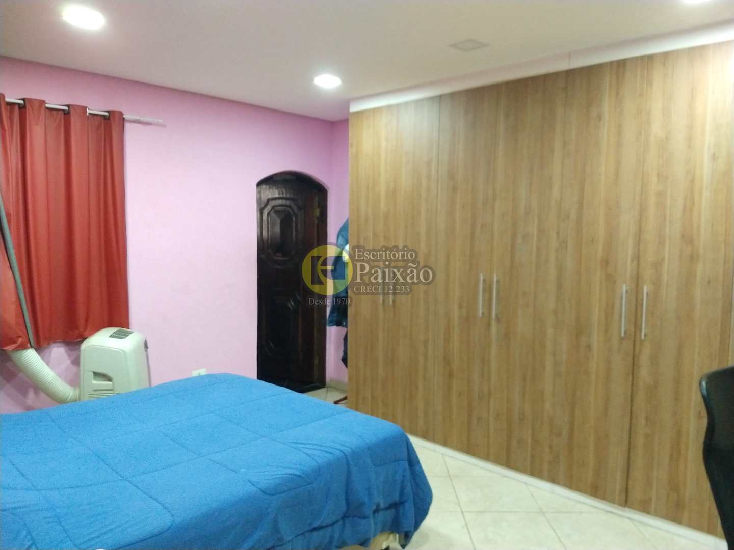 Casa à venda com 3 quartos, 250m² - Foto 14