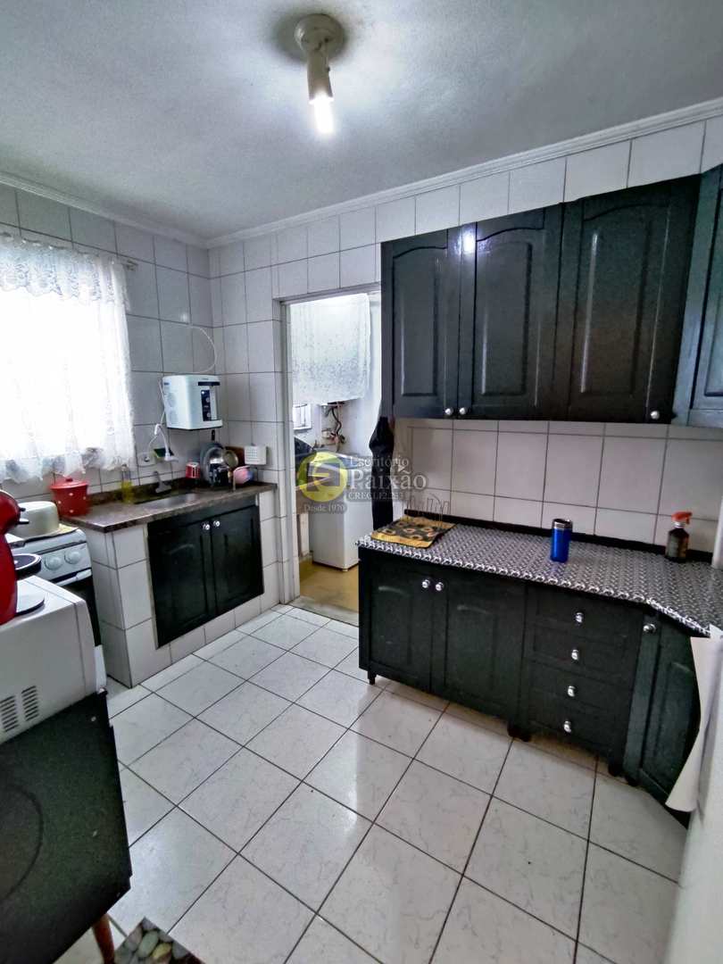 Apartamento à venda com 2 quartos, 64m² - Foto 11