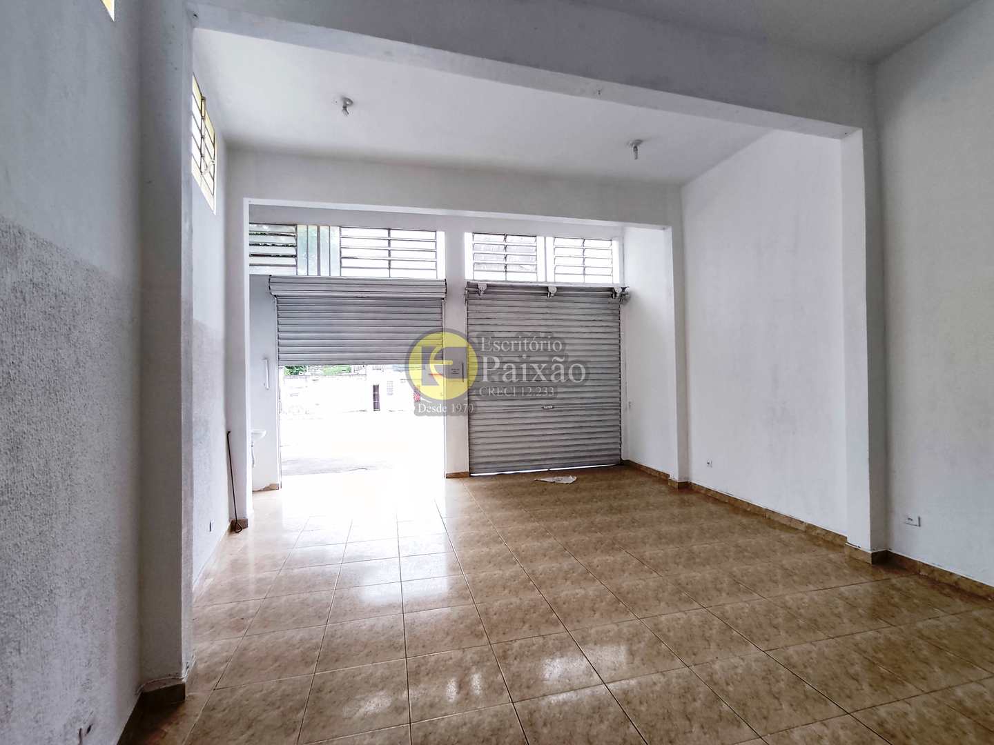 Casa à venda com 3 quartos, 240m² - Foto 25