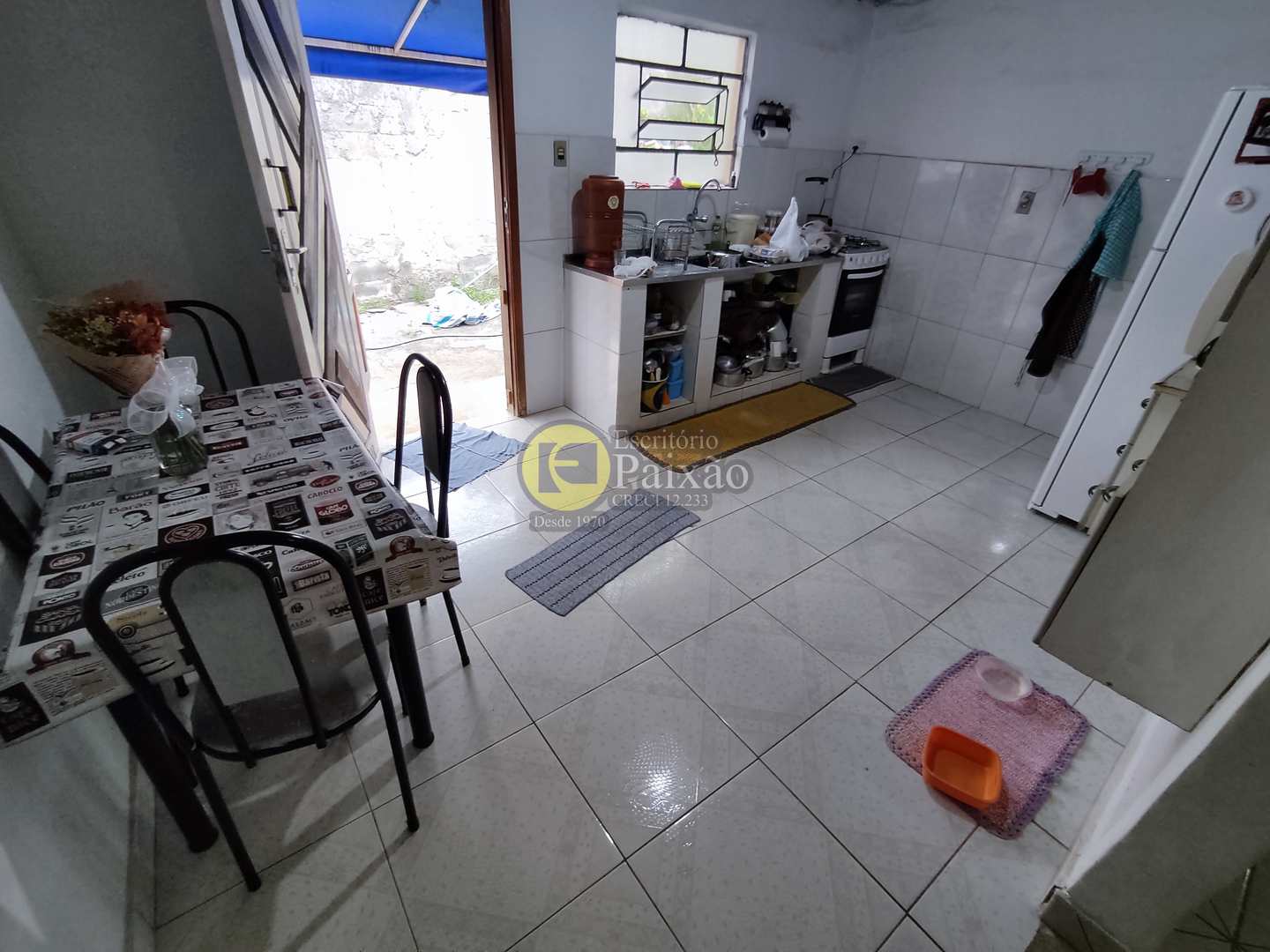 Casa à venda com 2 quartos, 350m² - Foto 3