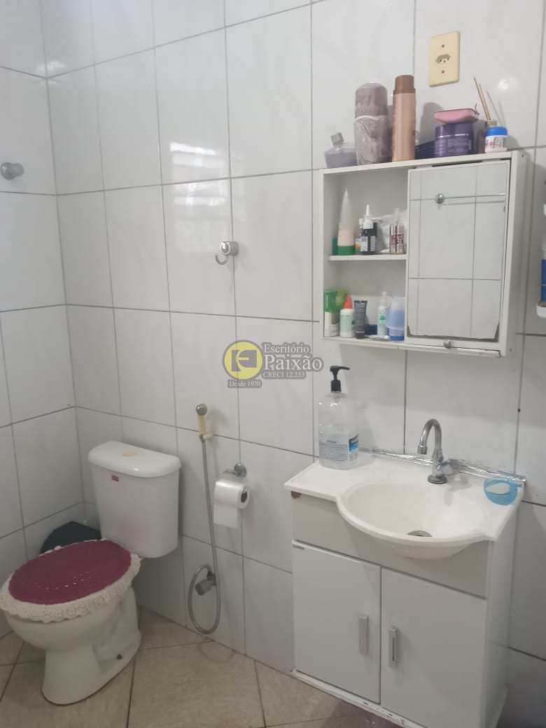 Casa à venda com 2 quartos, 280m² - Foto 13