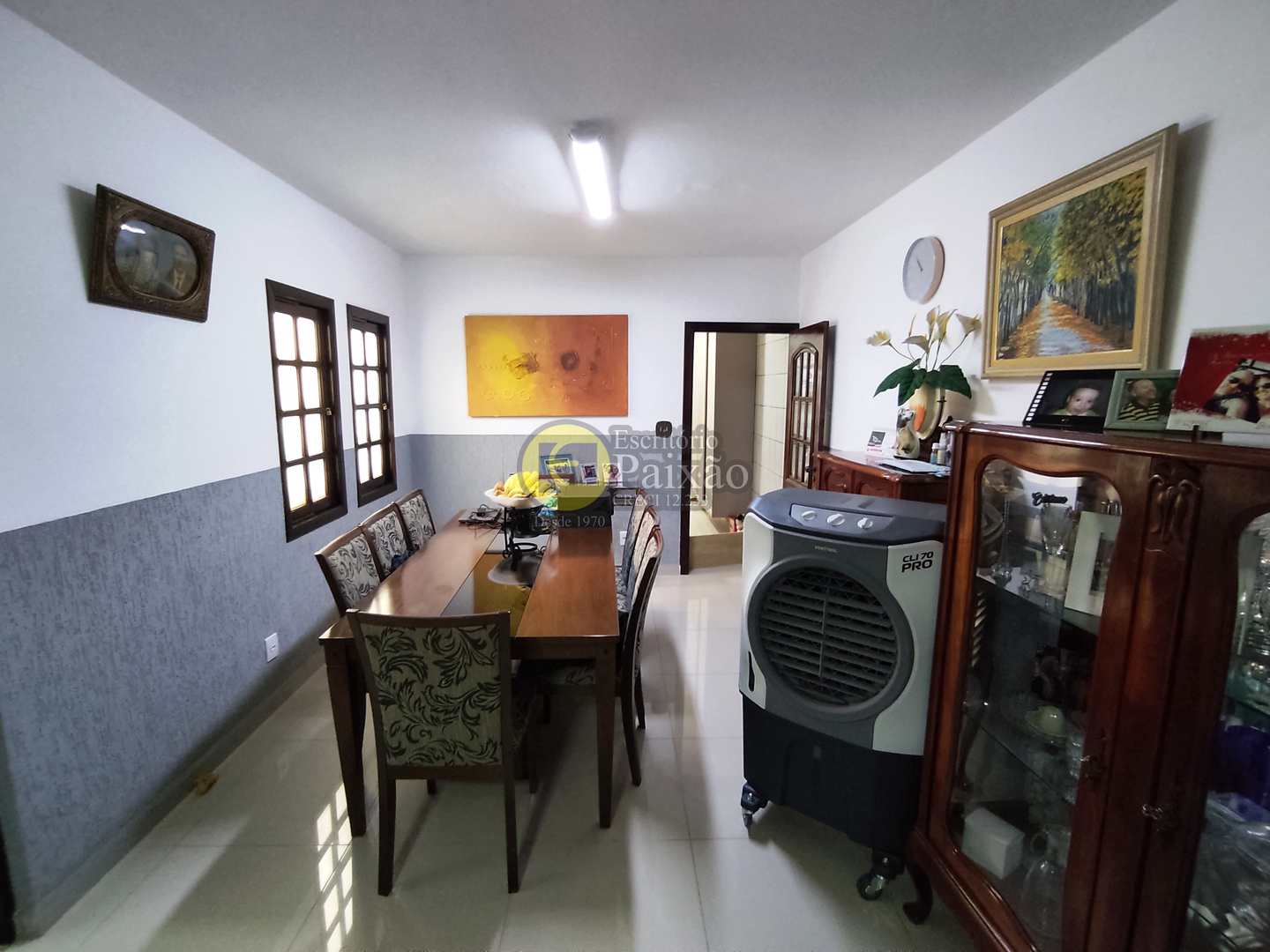 Sobrado à venda com 4 quartos, 200m² - Foto 1