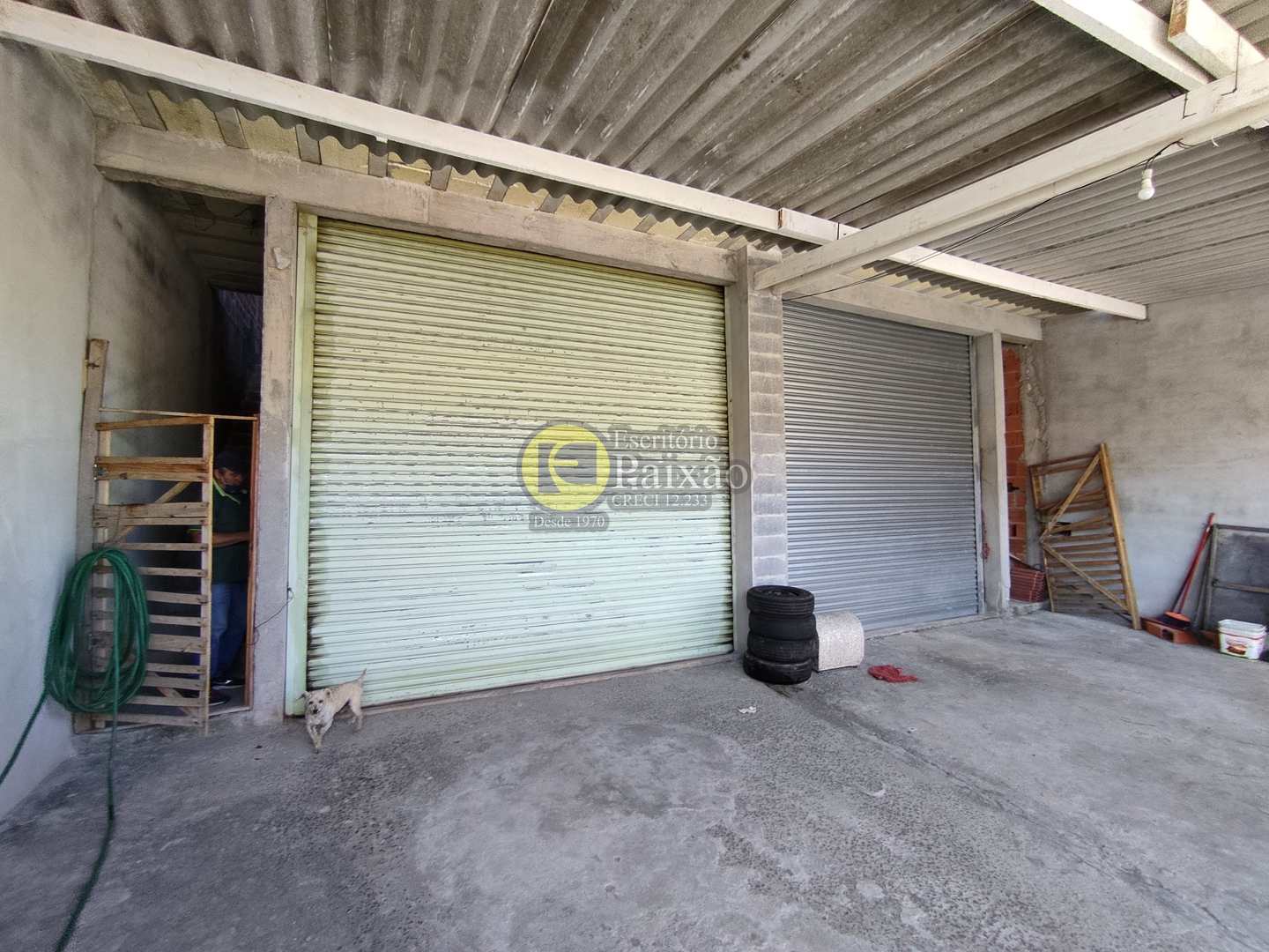 Prédio Inteiro à venda com 2 quartos, 250m² - Foto 2