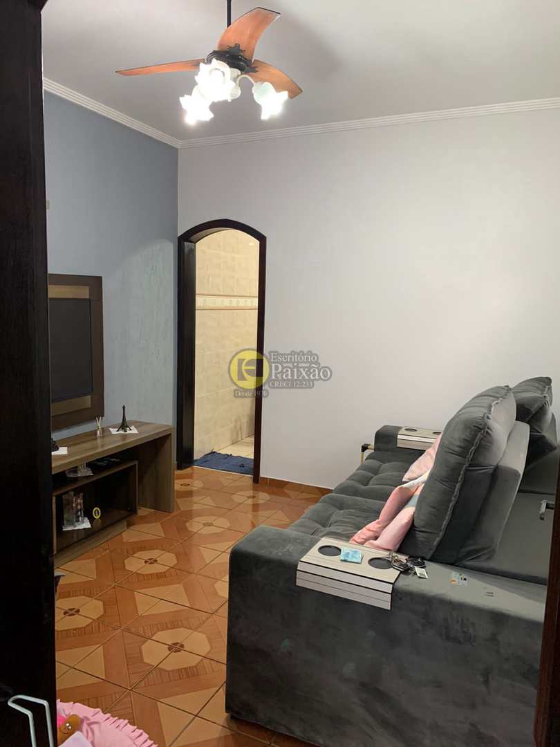 Casa à venda com 3 quartos, 125m² - Foto 2