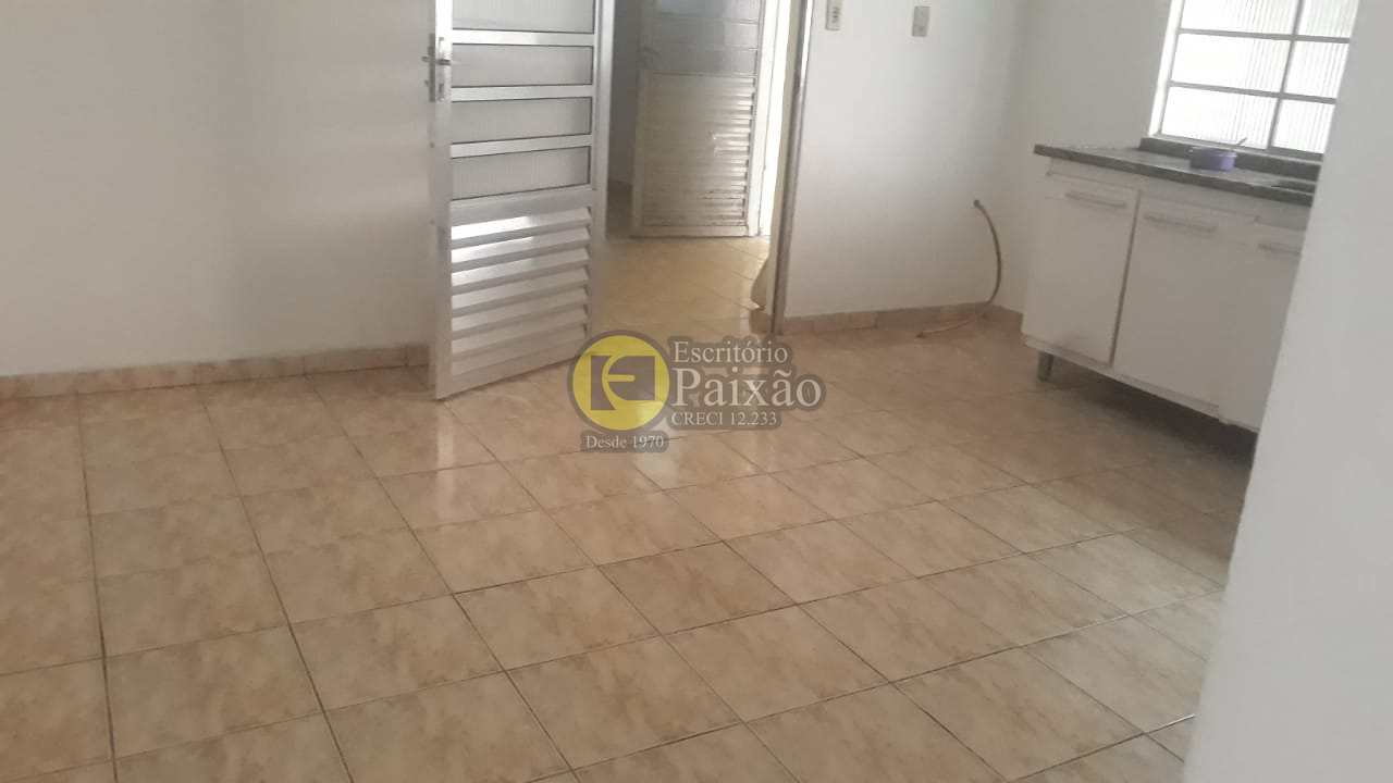 Casa à venda com 1 quarto, 216m² - Foto 11