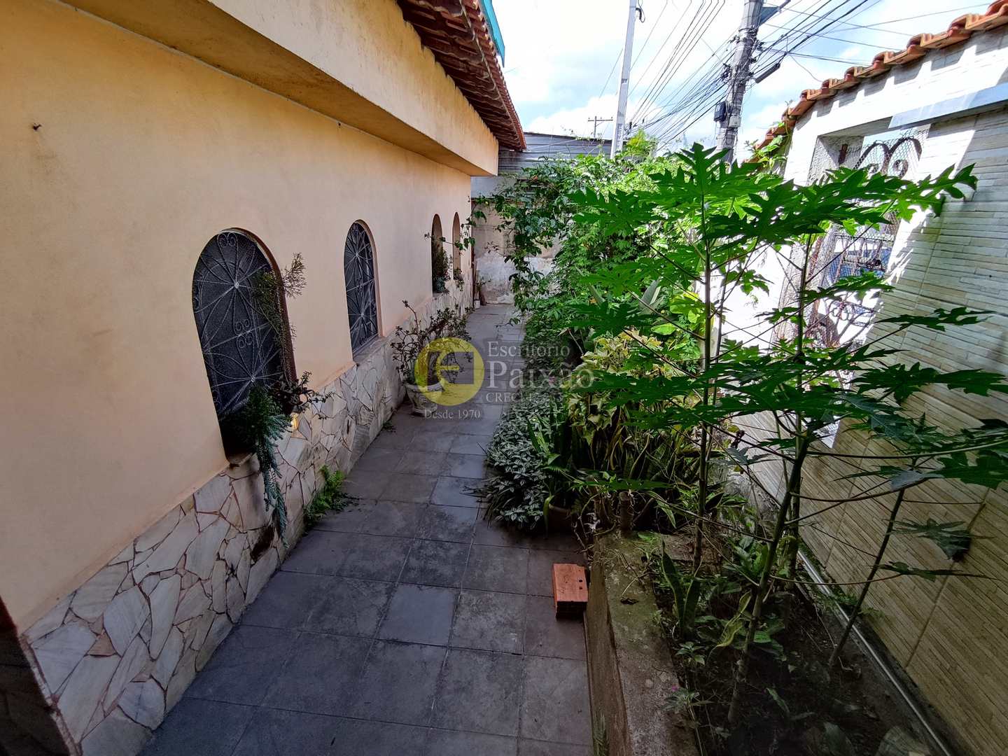 Casa à venda com 3 quartos, 600m² - Foto 25