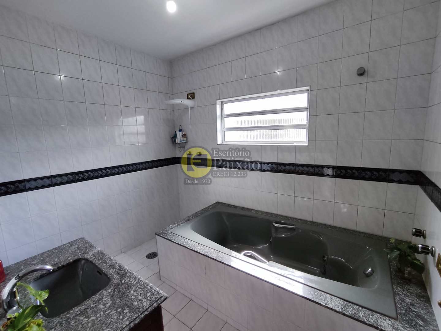 Casa à venda com 3 quartos, 600m² - Foto 22