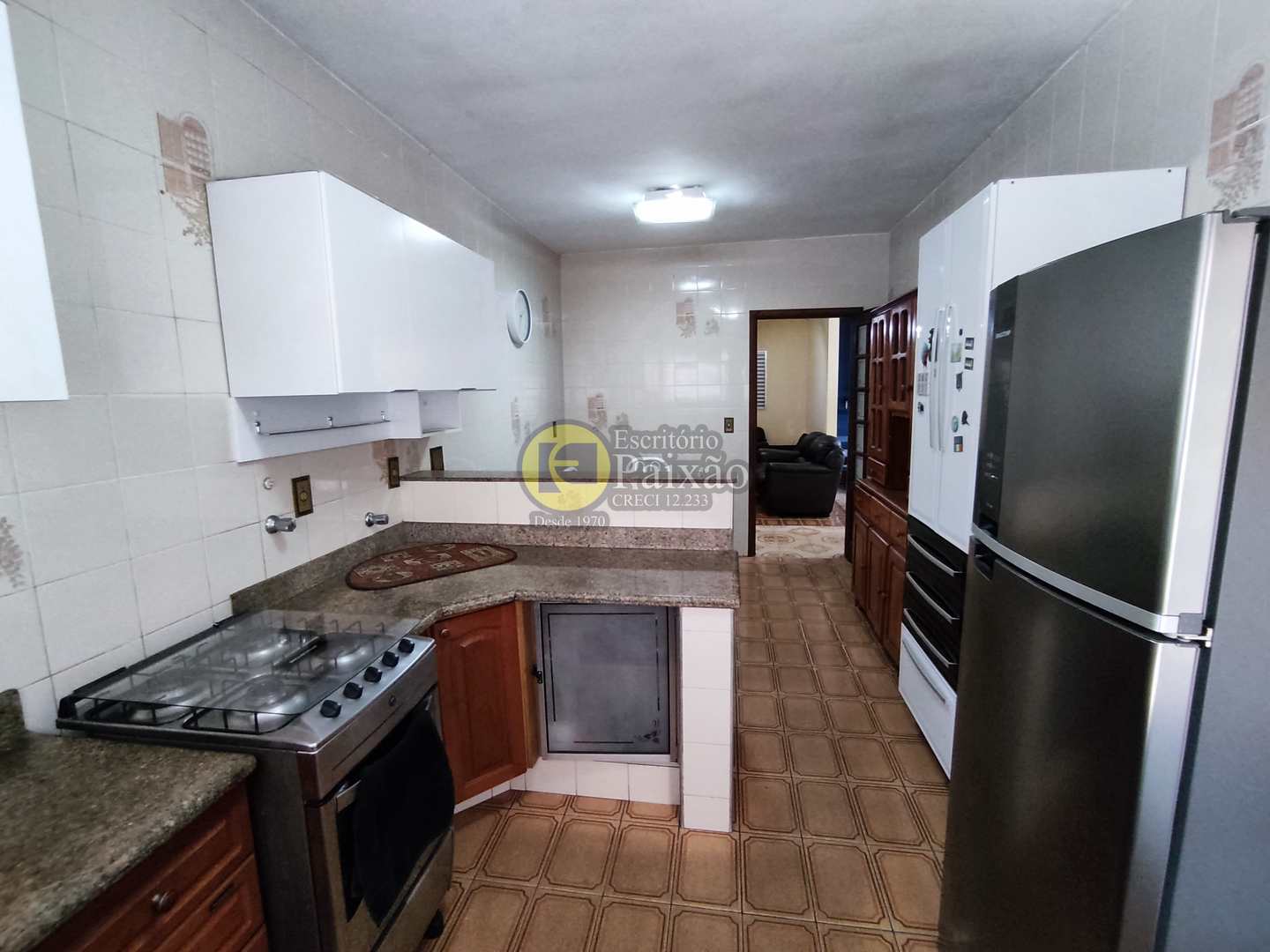 Casa à venda com 3 quartos, 600m² - Foto 10