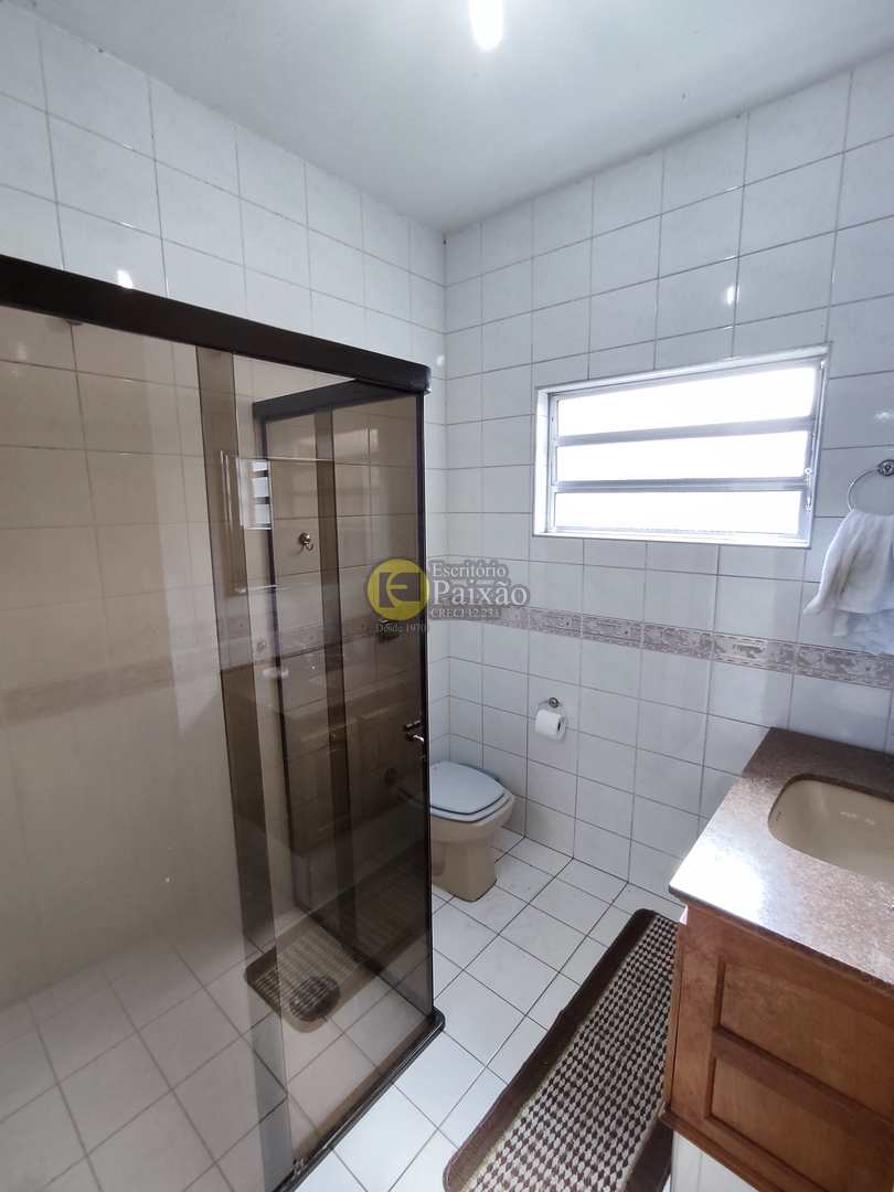 Casa à venda com 3 quartos, 600m² - Foto 16