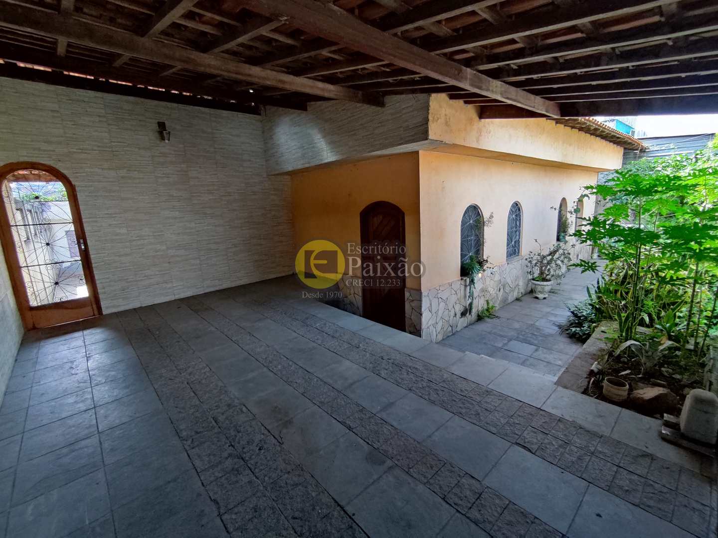 Casa à venda com 3 quartos, 600m² - Foto 24