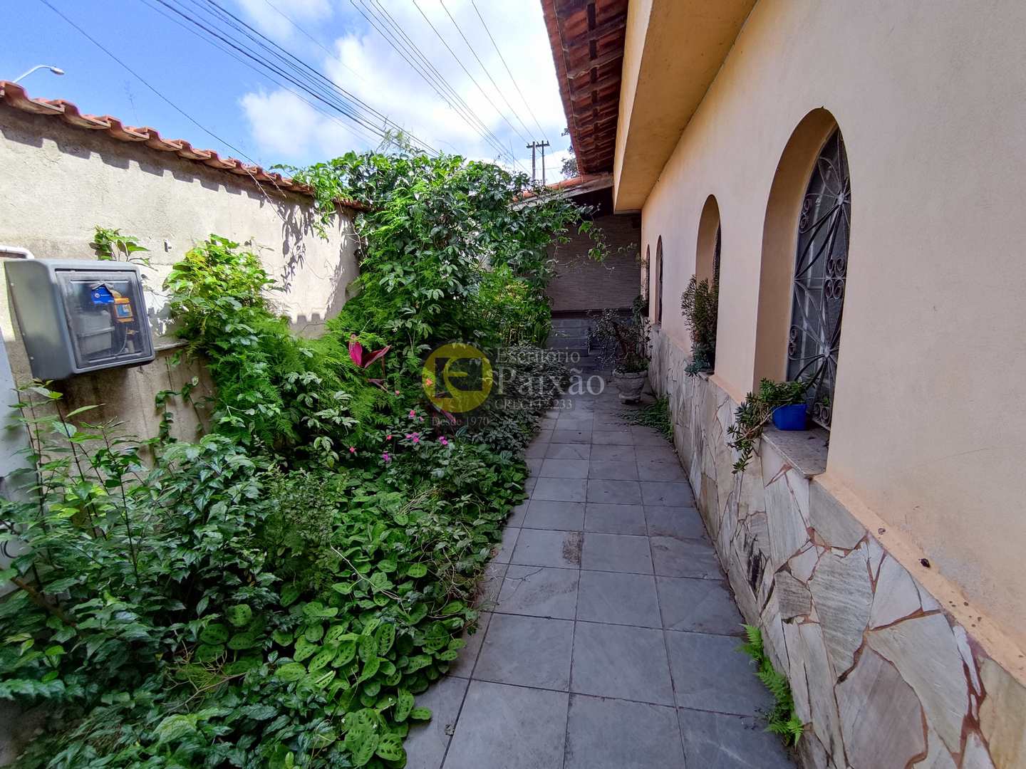 Casa à venda com 3 quartos, 600m² - Foto 26