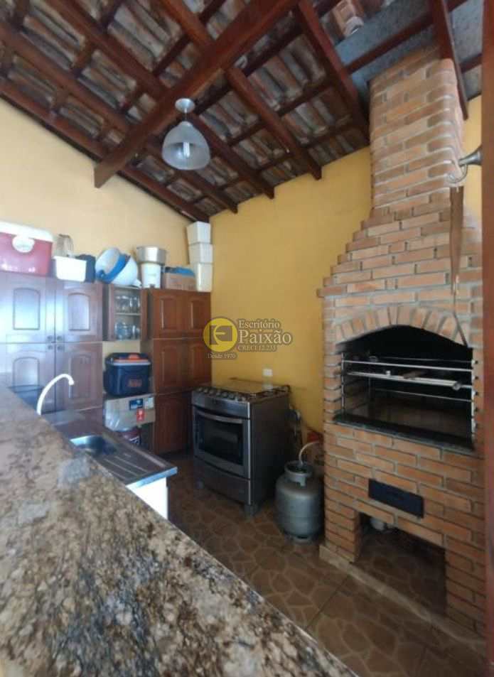 Casa à venda com 3 quartos, 155m² - Foto 14