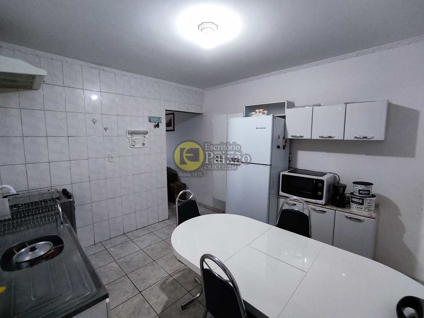 Casa à venda com 2 quartos, 125m² - Foto 8