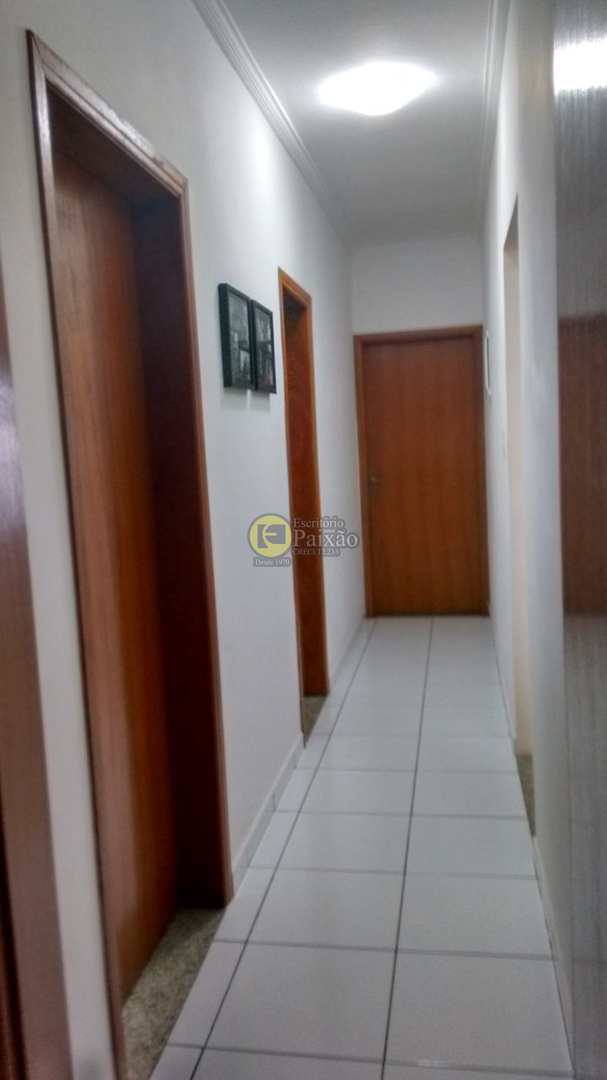 Sobrado à venda com 3 quartos, 300m² - Foto 10