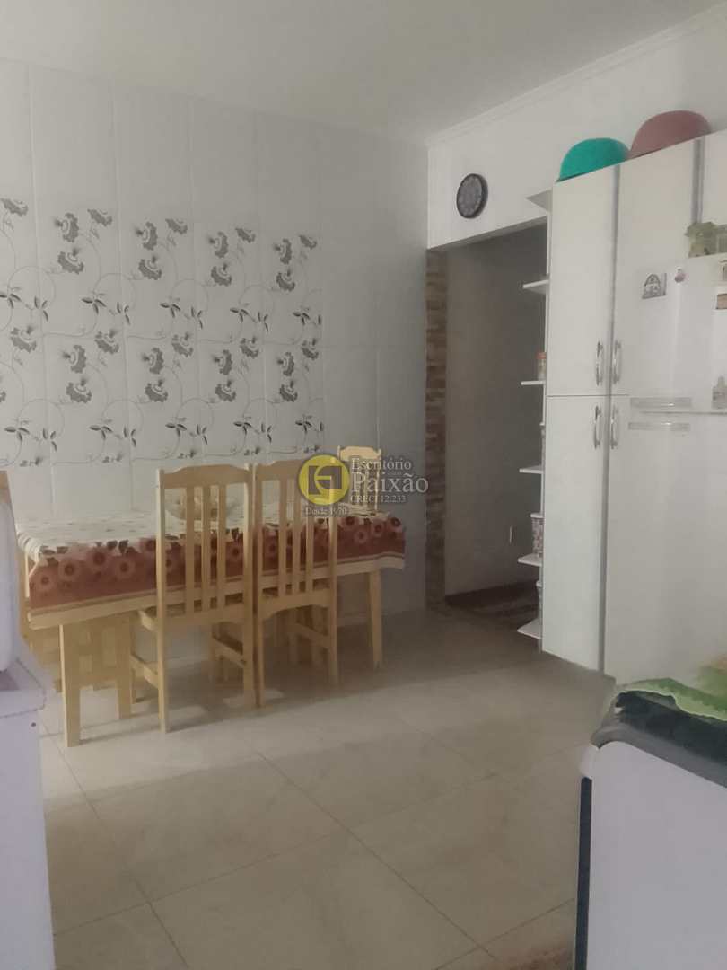 Casa à venda com 2 quartos, 150m² - Foto 8