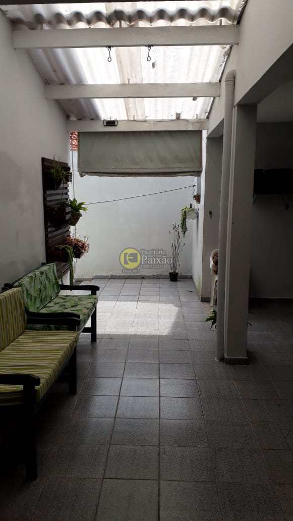 Casa à venda com 3 quartos, 250m² - Foto 11