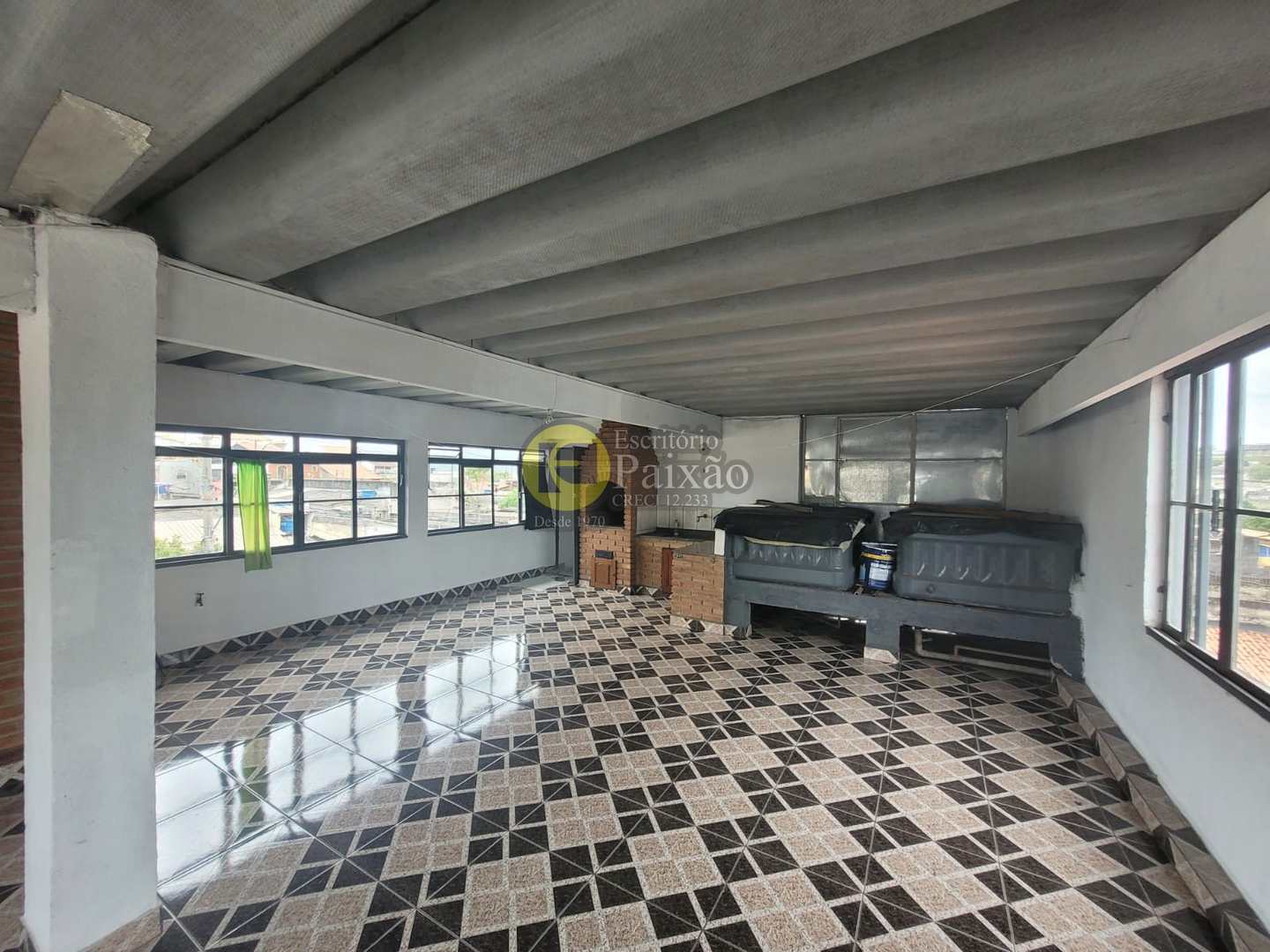 Sobrado para alugar com 2 quartos, 200m² - Foto 32