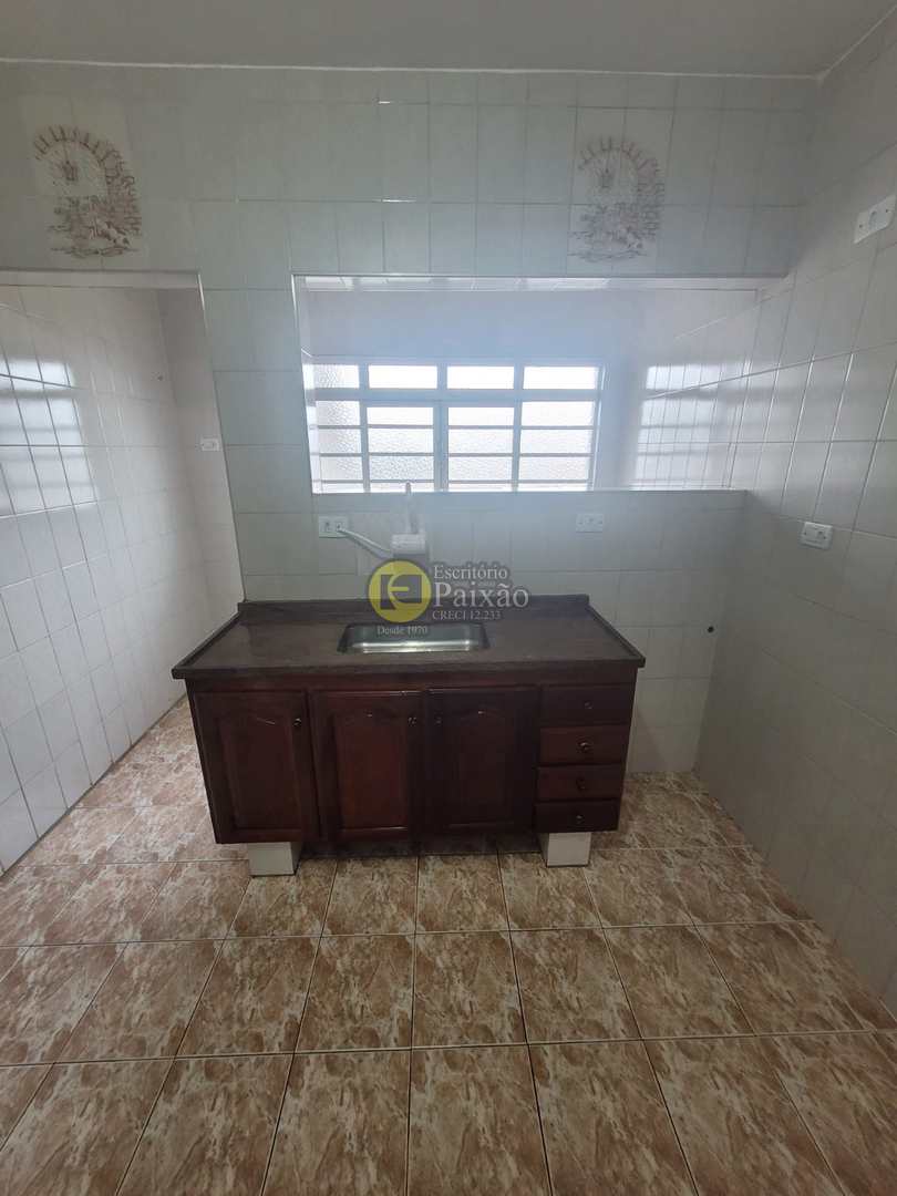 Sobrado para alugar com 2 quartos, 200m² - Foto 21